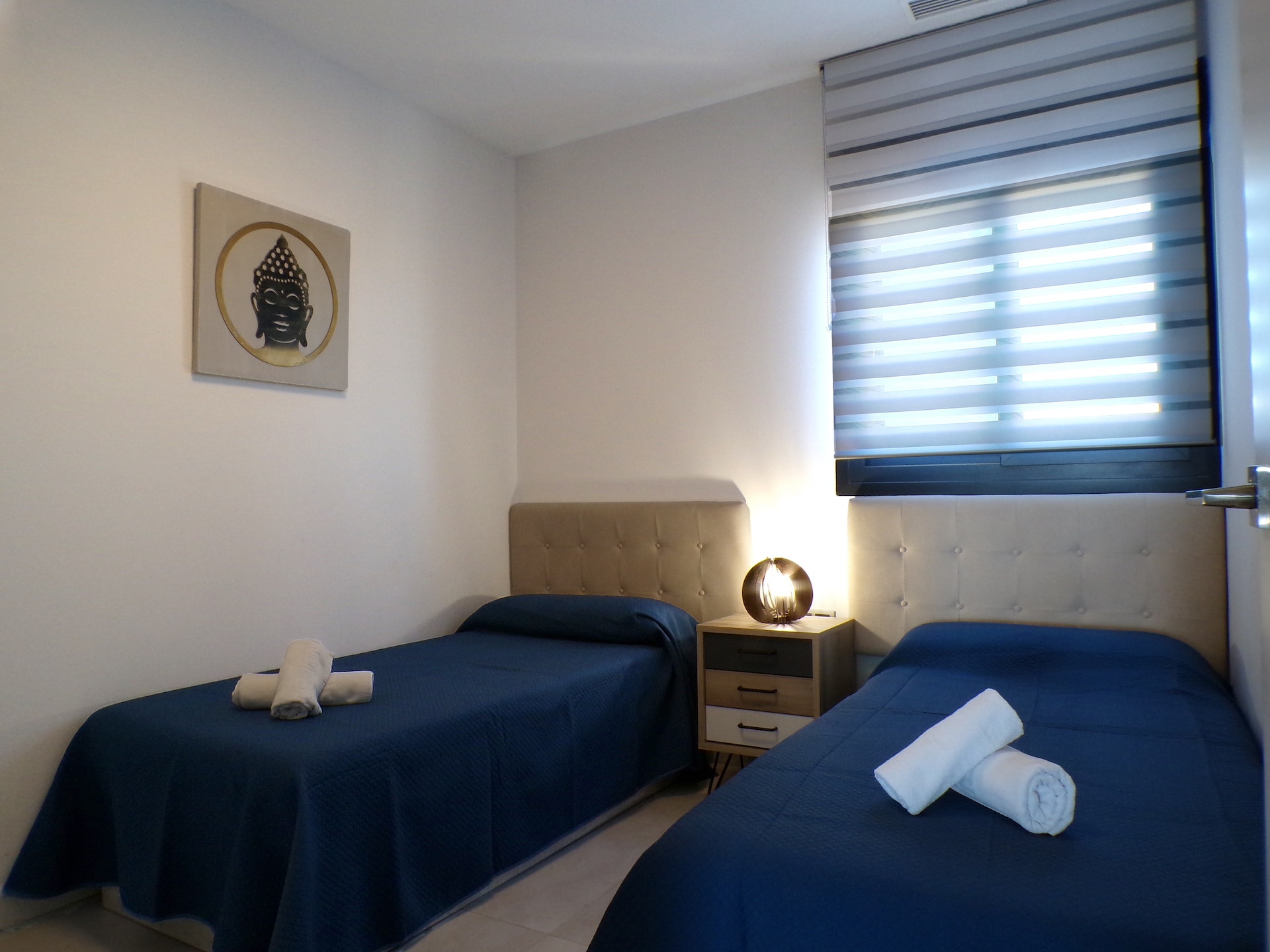 Apartamento con camas individuales en Benidorm