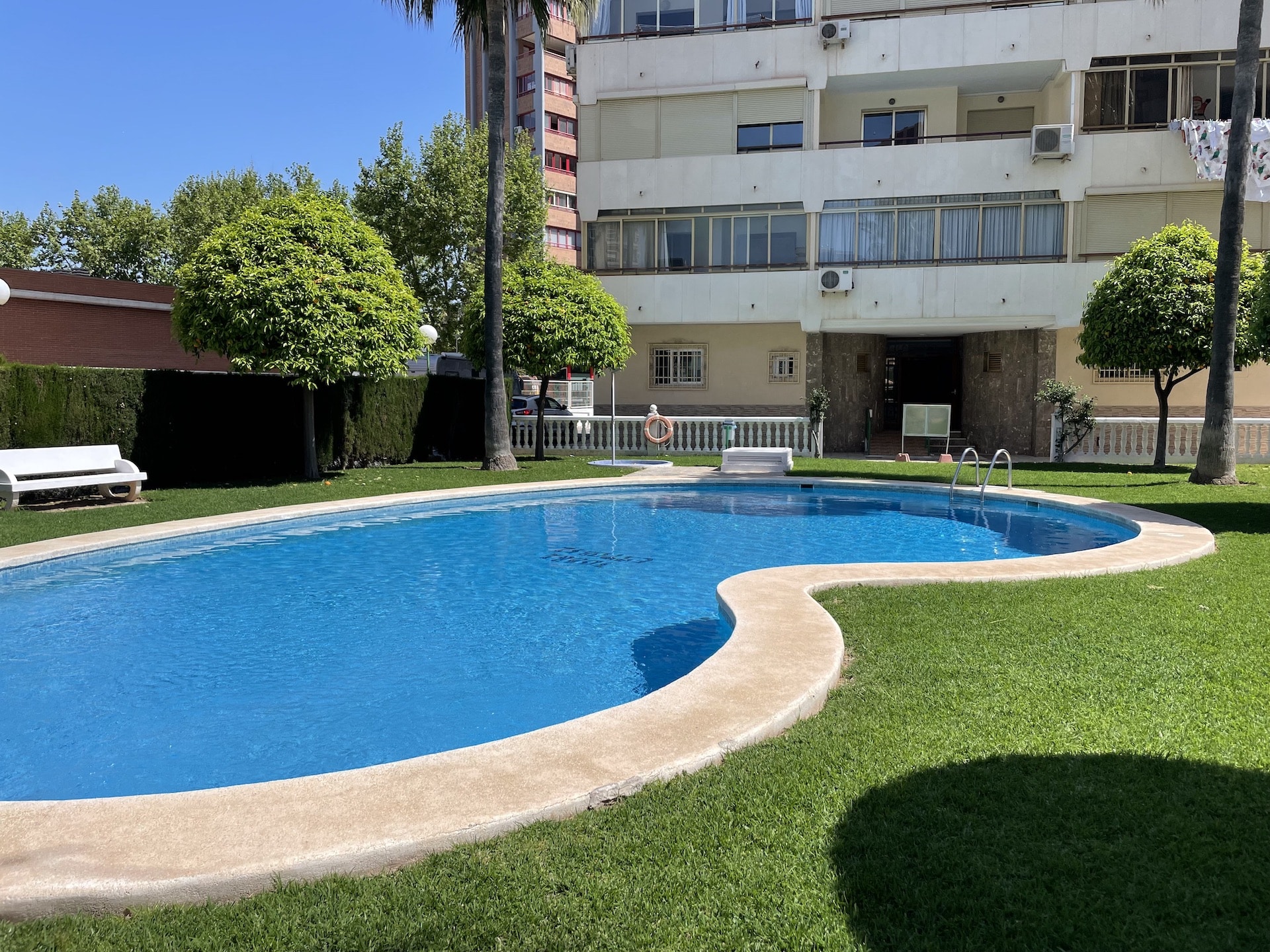 Apartamento con piscina en Benidorm